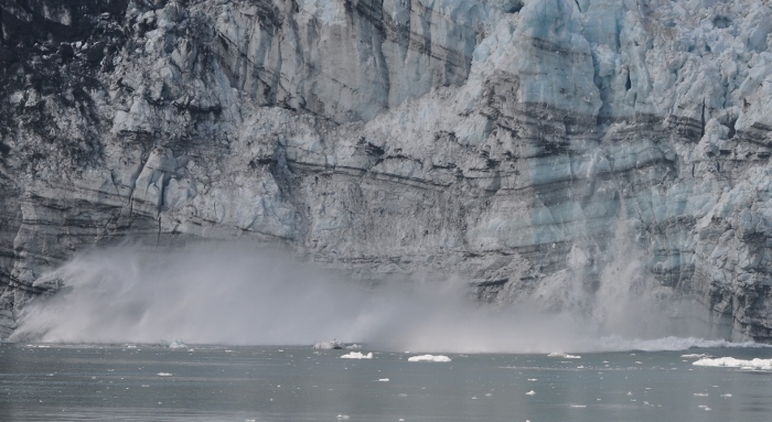 Margerie Glacier calving